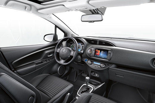 טויוטה יאריס - תא הנוסעים טויוטה יאריס - תא הנוסעים